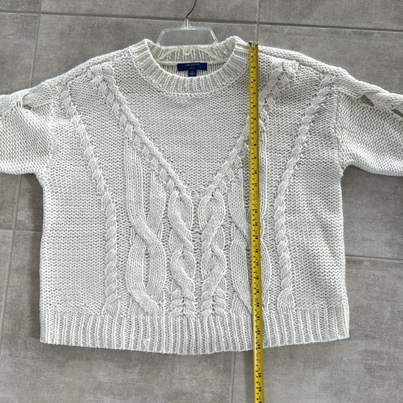 Gently Worn Cara Santana Apt. 9 White Ivory Super Soft Cable Knit Sweater - M - Picture 10 of 11